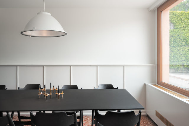 Transformation d’un ancien café en résidence et atelier d’artiste