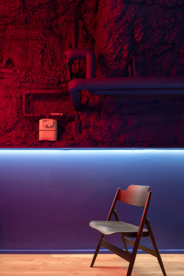 Transformation d’un ancien café en résidence et atelier d’artiste