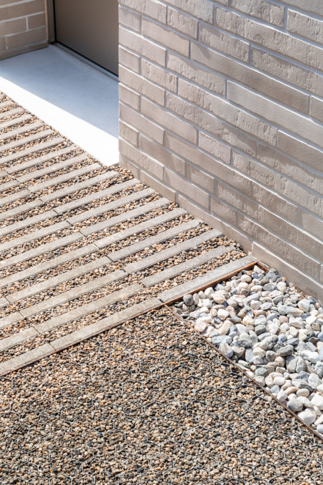 Brick-house in Chêne-Bourg